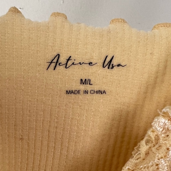 Yellow lace tami top, size M/L - Picture 6 of 8